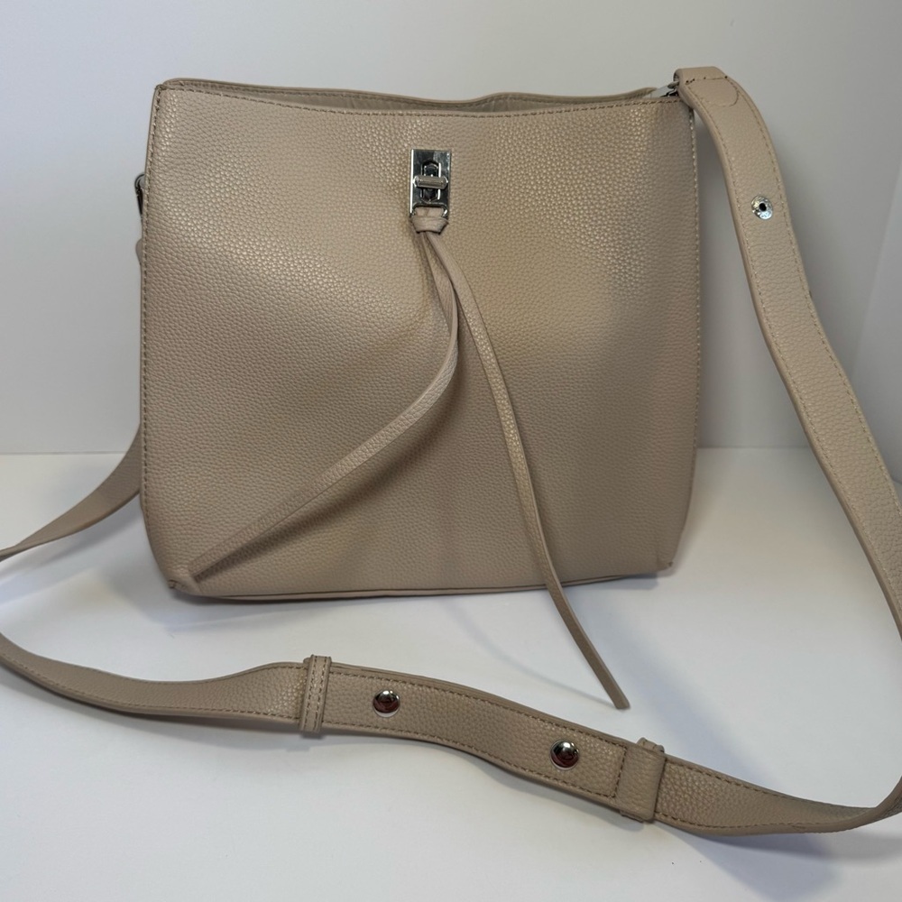 Moda Luxe Shoulder Bag cream
